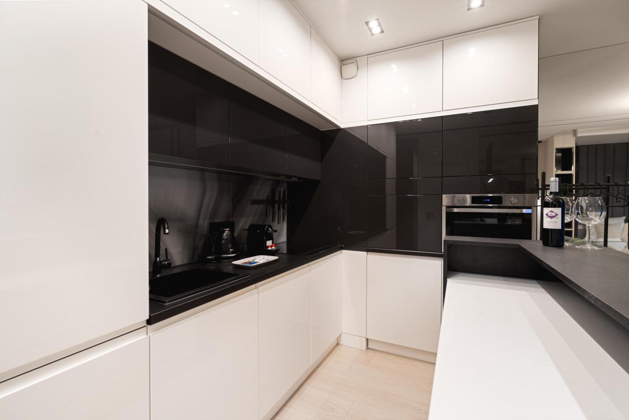 Golden Apartments -City Center - Mennica Residence Варшава Экстерьер фото