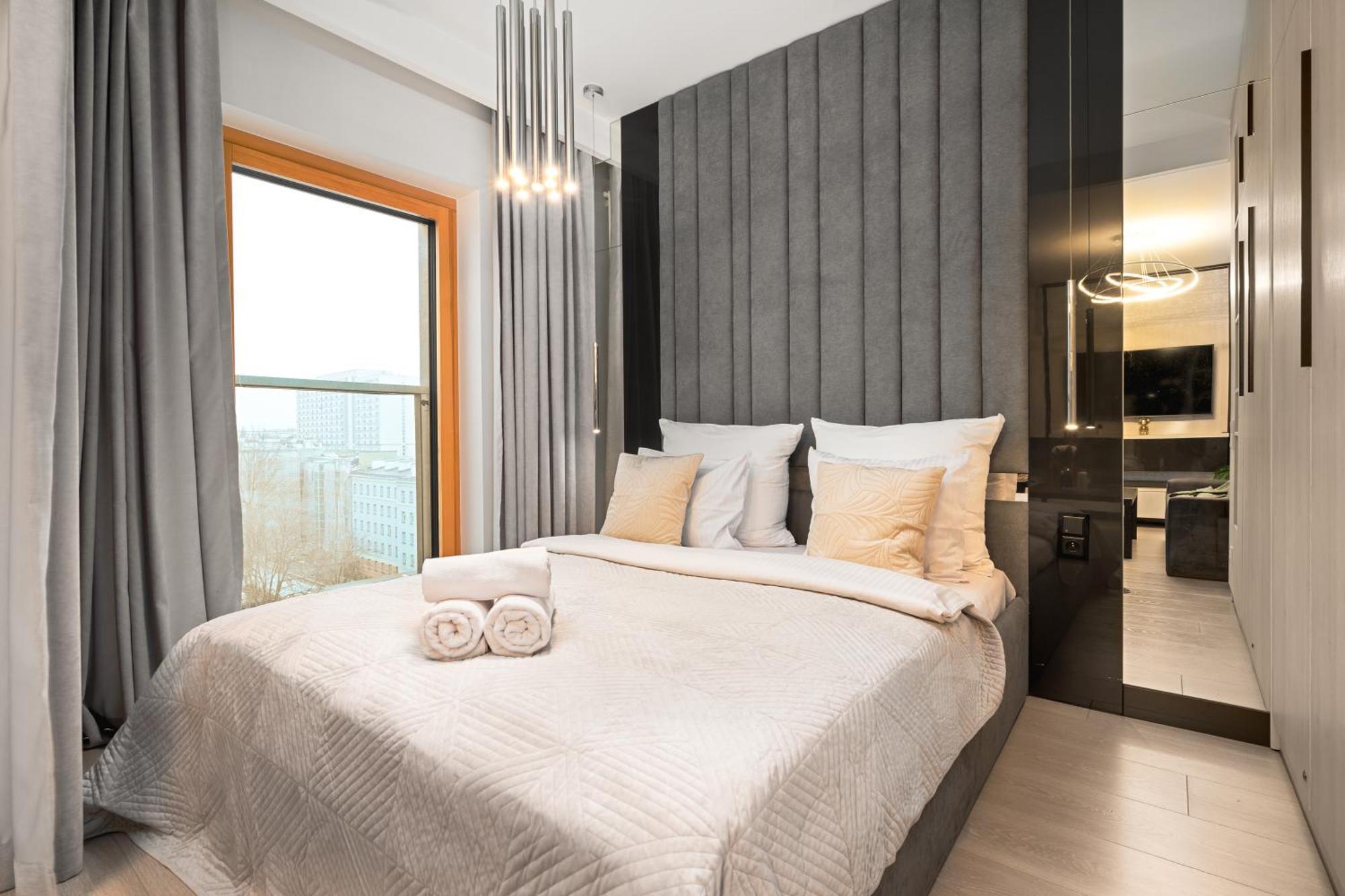 Golden Apartments -City Center - Mennica Residence Варшава Экстерьер фото